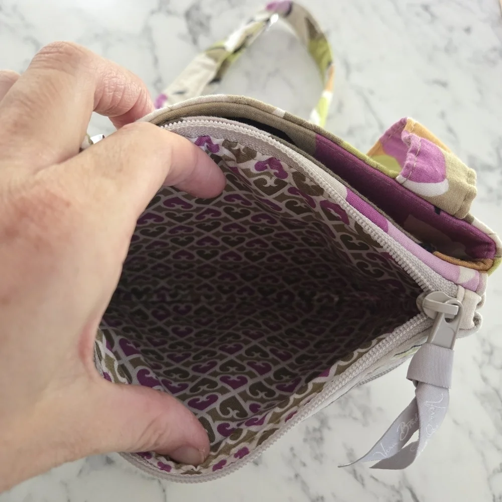 VERA BRADLEY Little Hipster Flap Crossbody Portobello Road Floral Travel Quilted - Picture 6 of 12